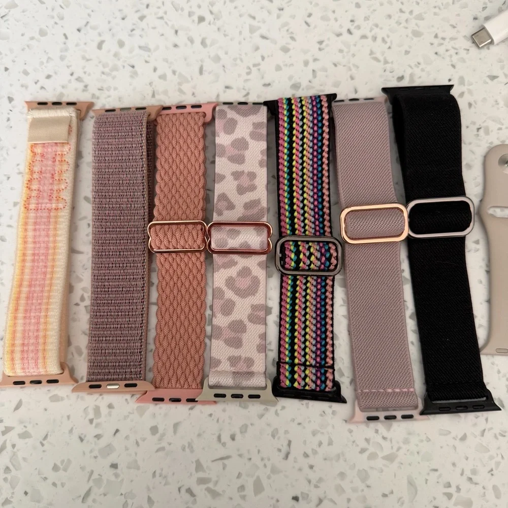 Apple Watch Series 10 46mm Jet Black Aluminum GPS Bundle - Picture 10 of 11